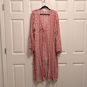 Women’s Single Tie Duster with Bell Sleeves | L | Red pattern